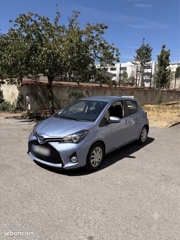 Toyota yaris 1.5l hybrid 101cv | carplay | camera de recul | suivi complet toyota (image 1)