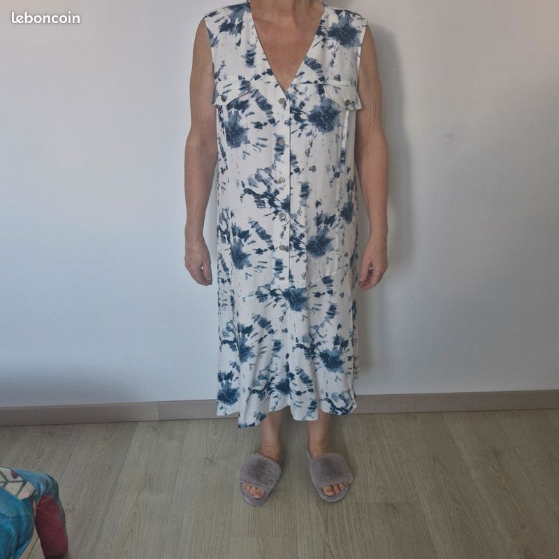 Lot De 2 Robes Taille 50-52 - Dont Une Christine Laure, Occasion Très Bon état