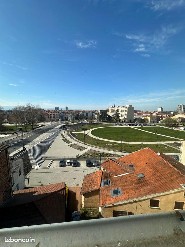 Appartement 1 pièce 49 m² · à Roanne · 49 m² · 40 000 €