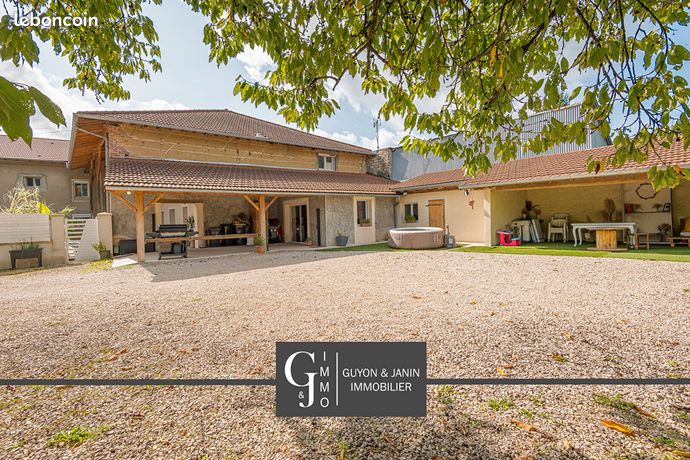 Maison 6 pièces 178 m²