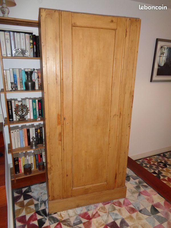 Armoire anglaise en pin (image 1)
