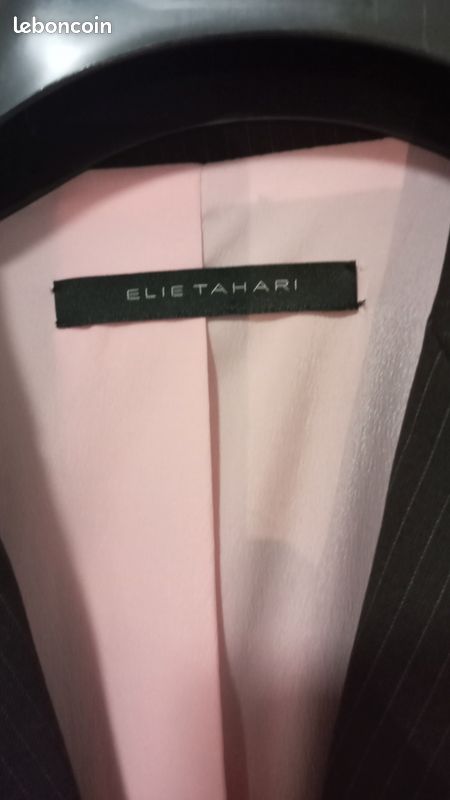Veste Femme En Laine 100% Tahari Taille 8 - Couleur Noir, Doublée, Occasion En Excellent état