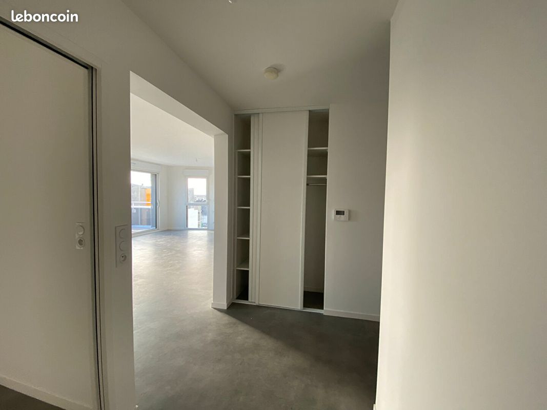 Appartement 4 pièces 96 m² (image 2)