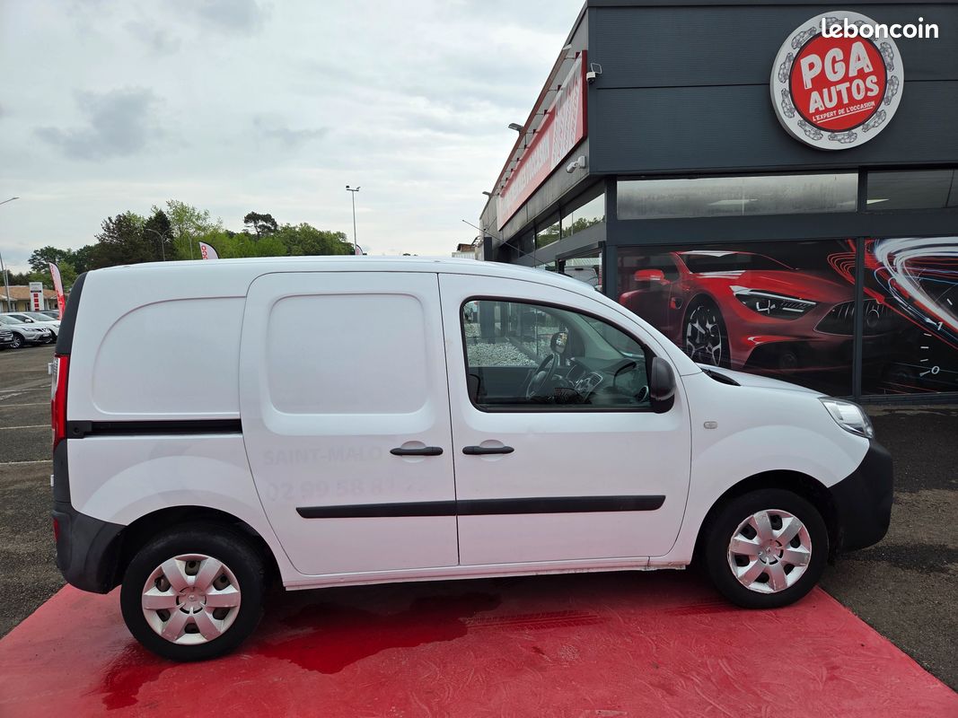 Renault Kangoo 1.5 L DCi 90 CH "Extra R-Link" 1ère Main (image 9)