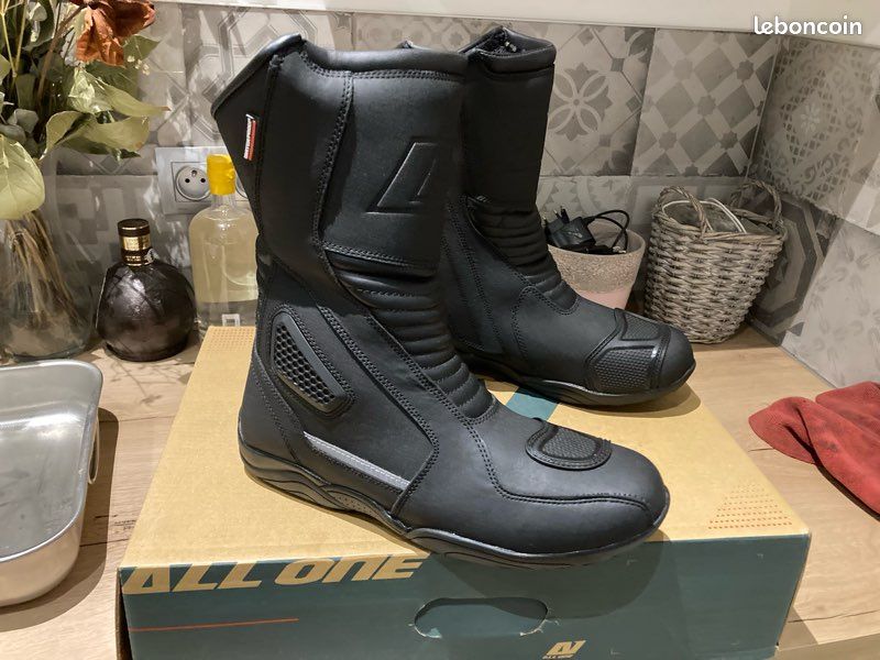 Botte moto (image 1)