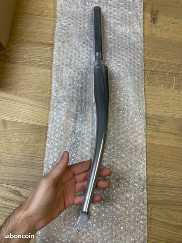 Fourche Avant Vitus 797/979/992 - Aluminium Droite - Vélo Rétro - Occasion