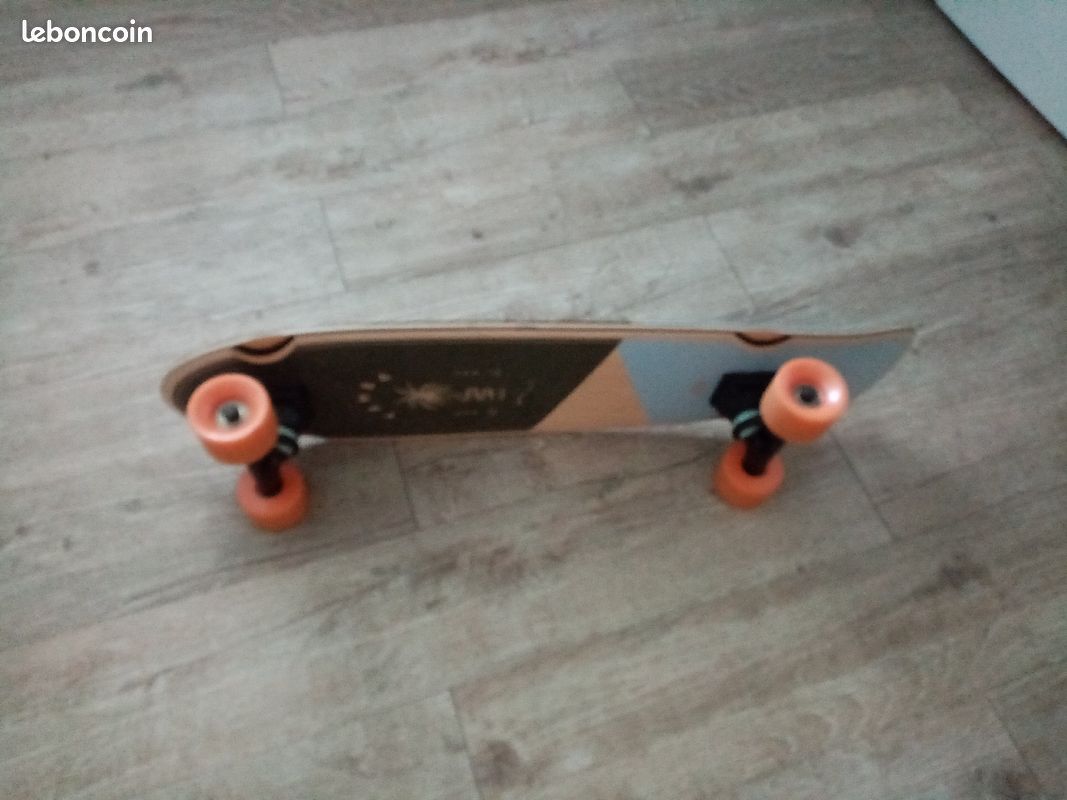 Skate board (image 8)
