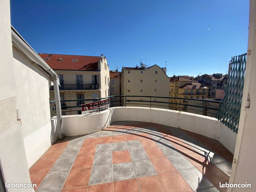 Appartement 2 pièces 65 m² · à Nice · 65 m² · 1 500 €