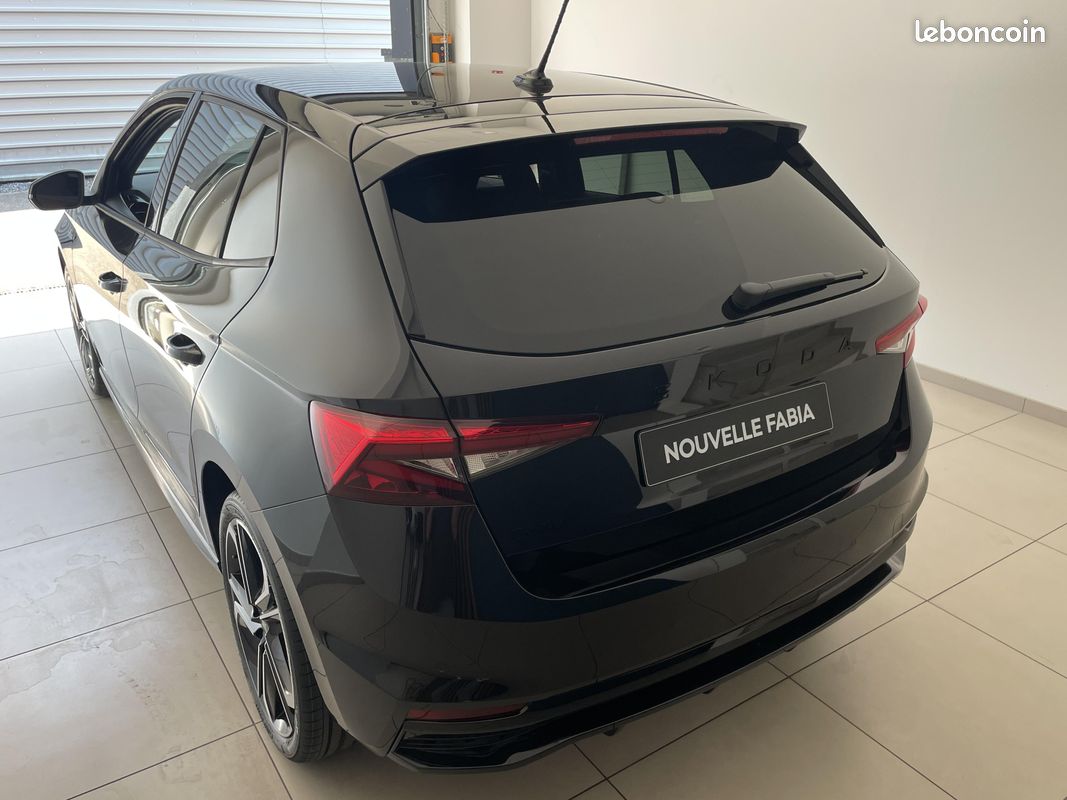 SKODA Fabia 1.0 TSI 116 ch EVO 2 DSG7 Monte-Carlo (image 5)