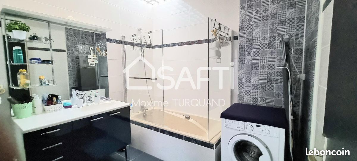 Maison 6 pièces 169 m² - Bressuire 79300 (image principale 10)