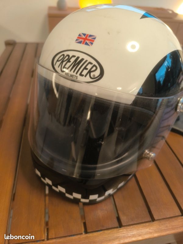 Casque intégral Premier TROPHY RETRO - Noir (image 1)