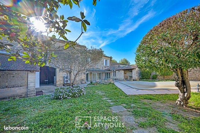 Maison 7 pièces 223 m²