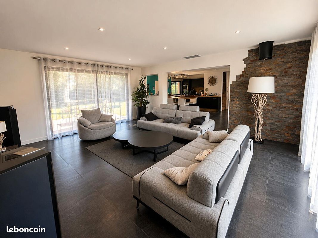 Villa 11 pièces 273 m² (image 4)