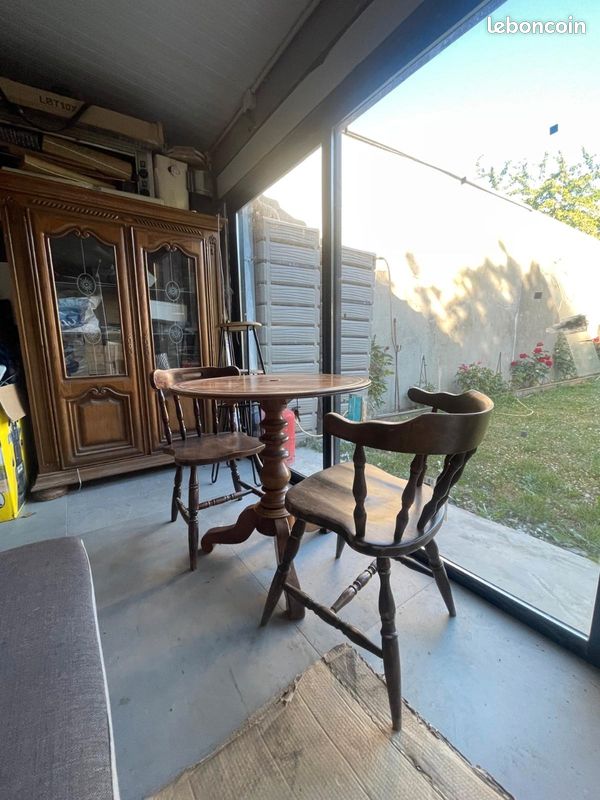 Table et chaises Vintage (image 4)