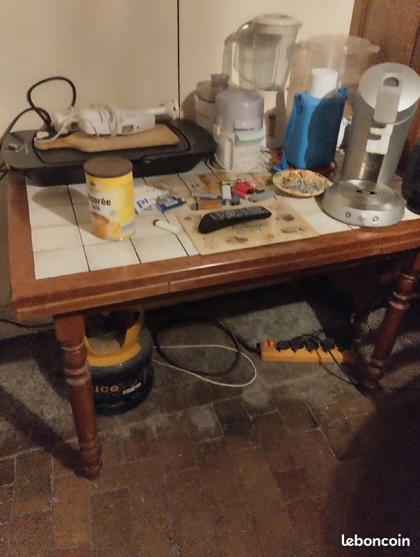 Table de cuisine (image 1)