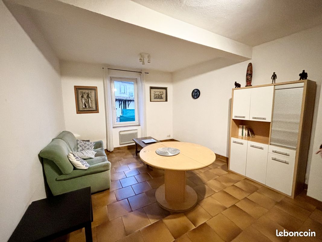 Appartement 2 pièces 46 m² · à Castelnaudary · 46 m² · 400 €