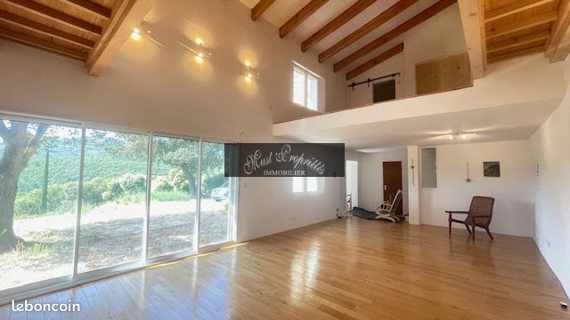 Maison 4 pièces 200 m² · à Lagrasse · 200 m² · 750 000 €