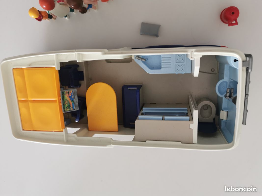 Playmobil voiture+ caravane et camping car (image 6)