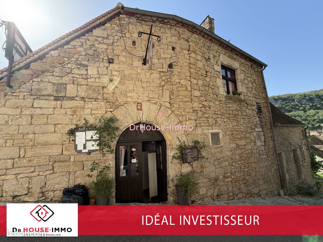 14 pièces 552 m² · à Gramat · 552 m² · 950 000 €