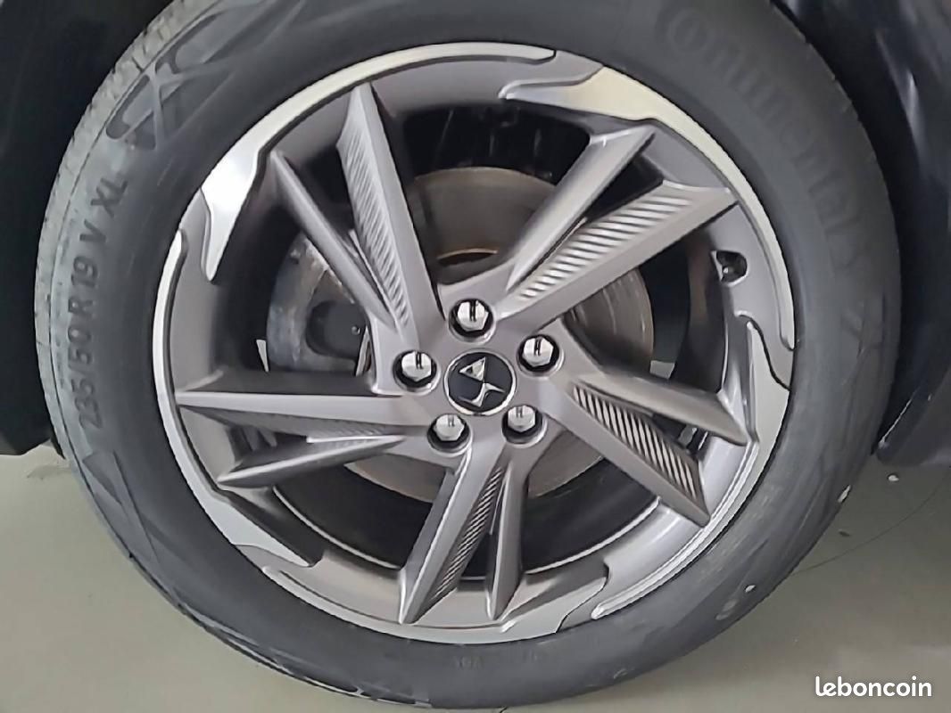 DS 7 Crossback / E-TENSE 225 RIVOLI (image 13)