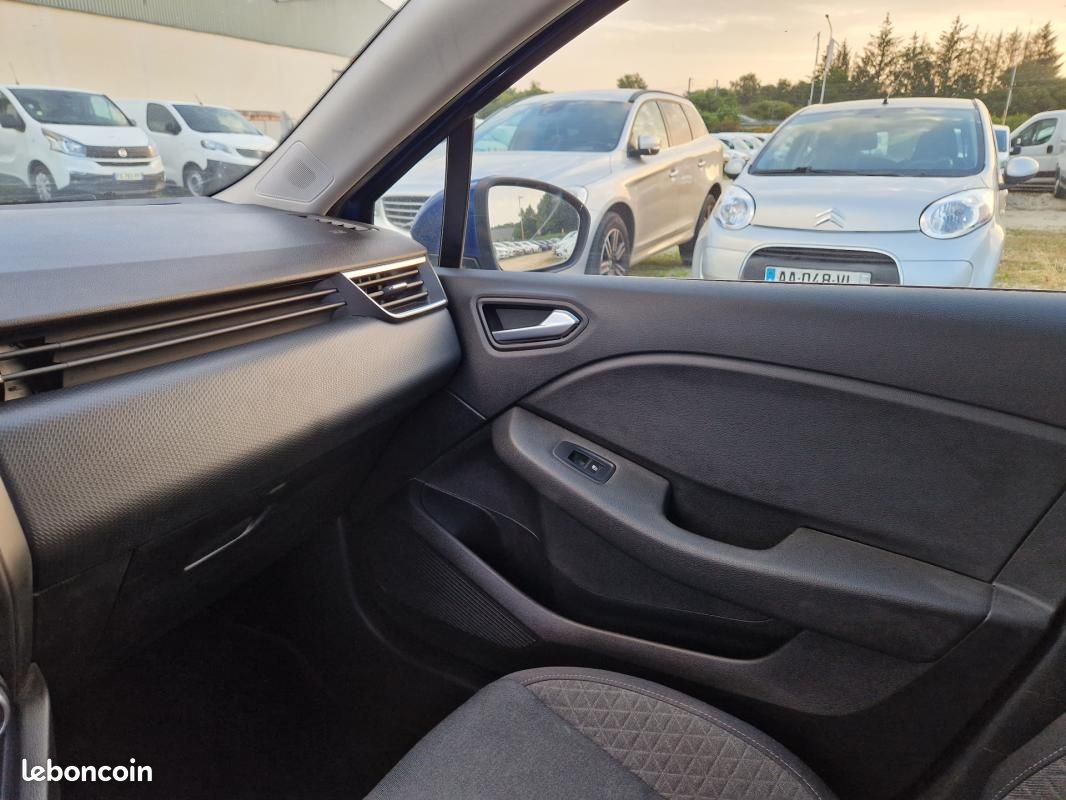 Renault Clio V TCe 90 - 21N Business (image 15)
