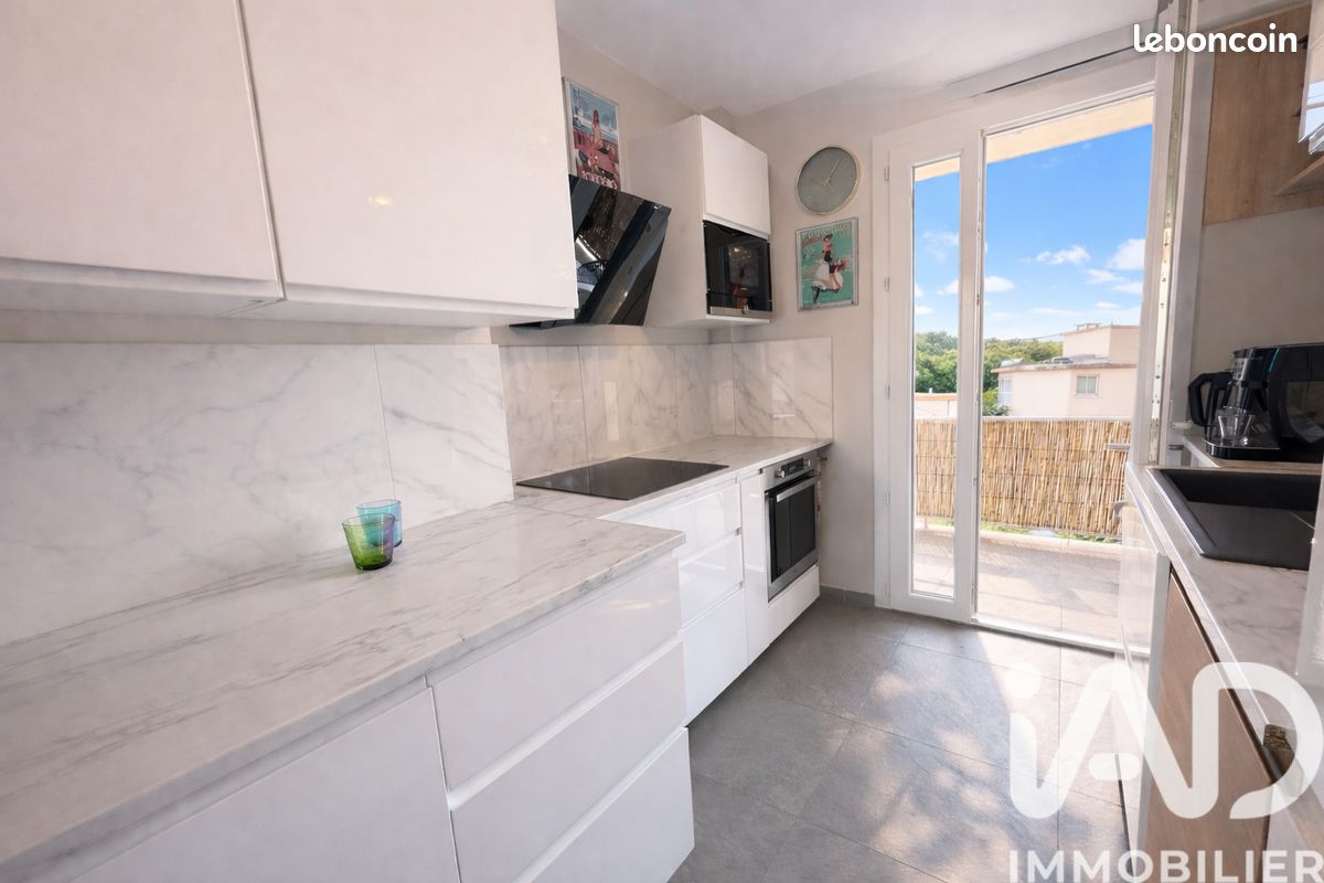 Appartement 2 pièces 50 m² · à Cassis · 50 m² · 320 000 €