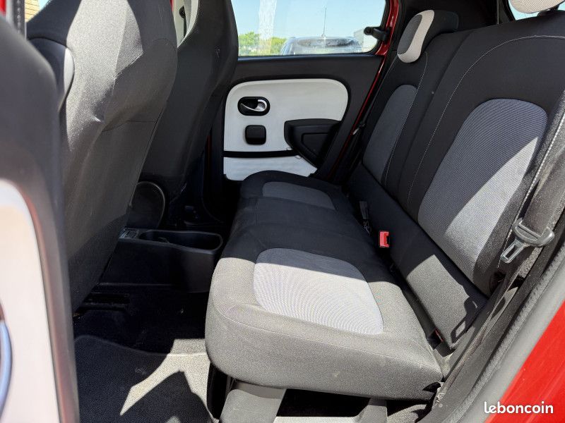 Renault TWINGO III 0.9 TCE 90CH ENERGY INTENS (image 18)