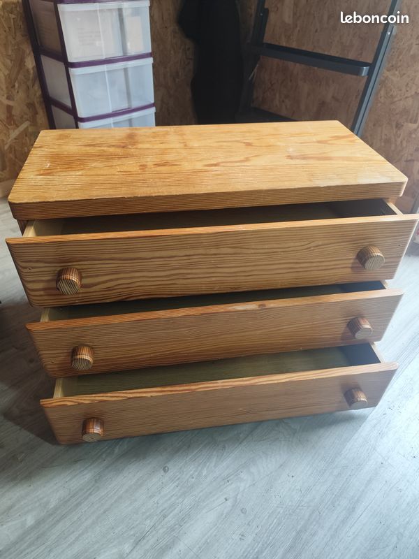 Commode (image 2)