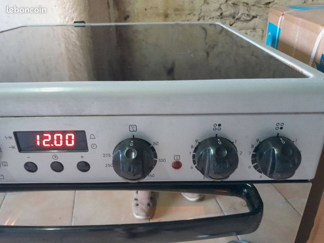 Cuisinière vitrocéramiques Faure (image 7)