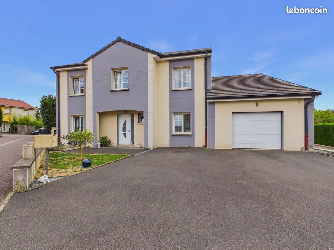 Maison 8 pièces 183 m² · à Amanvillers · 183 m² · 435 000 €
