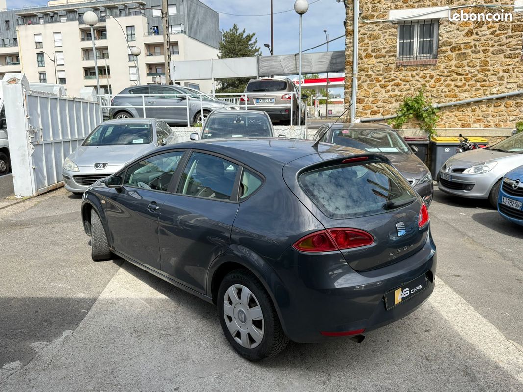 Très Belle Seat Leon 1.9 TDI Réference 105 5P (image 2)