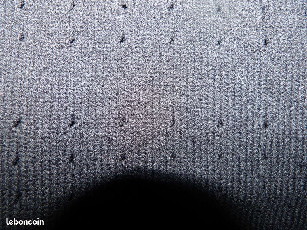 Pull col v (image 2)