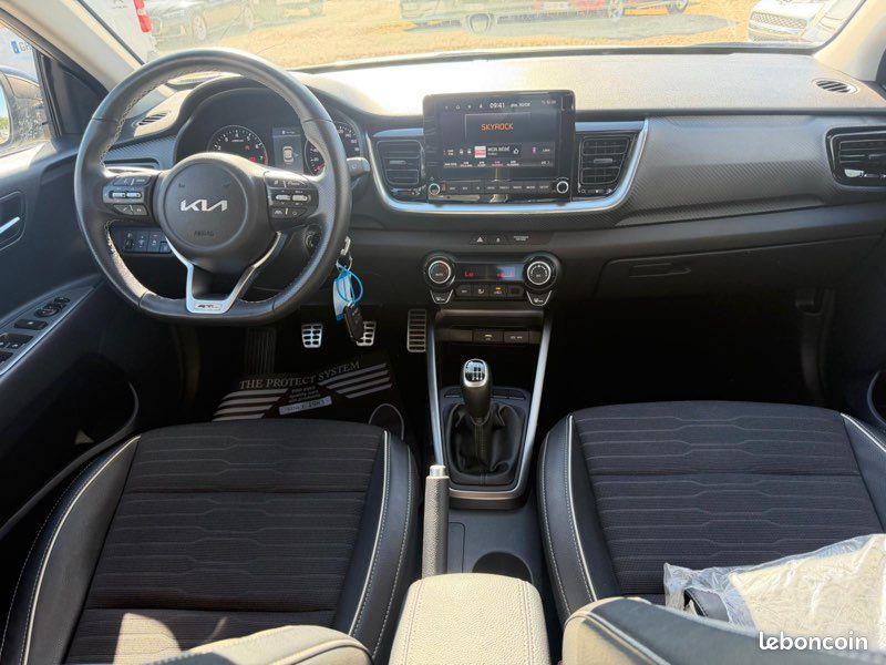 Kia stonic gt line 100ch bvm6 39.000 kms excellent état 1 main (image 14)