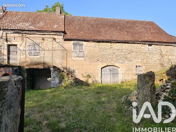 Propriété 2 pièces 100 m²