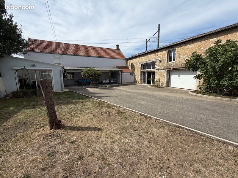 Maison 6 pièces 140 m² · à Dijon · 140 m² · 399 000 €
