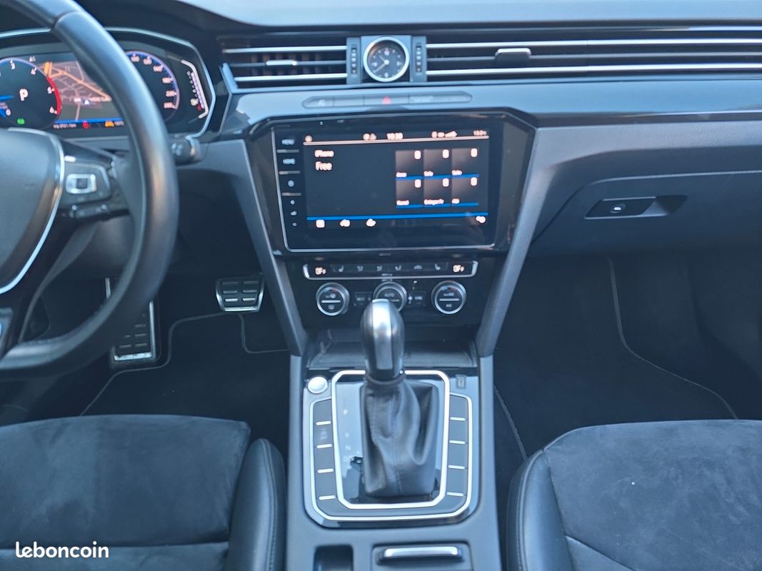 VOLKSWAGEN ARTEON 2.0 TDI 190 ELEGANCE EXCLUSIVE DSG 190Ch TO Park Assist ACC Carplay Garantie 12 mois (image 13)