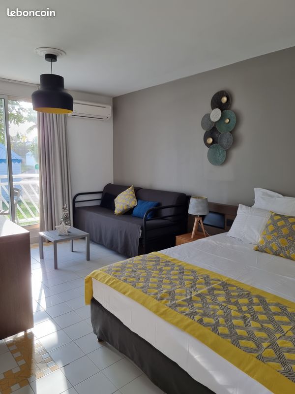Appartement 1 pièce 25 m² · à Saint-François · 25 m² · 850 €
