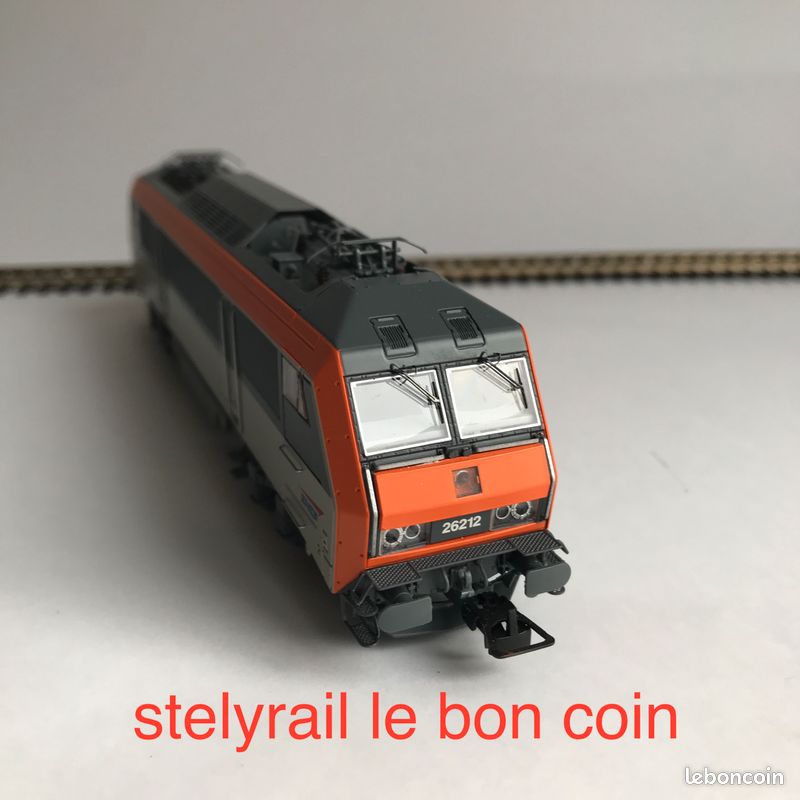 Locomotive BB 26000 SNCF Rivarossi R1679 - Échelle HO - Modélisme Ferroviaire