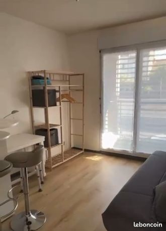 Studio centre ville proche place Bichon, CHU, INSPE ... — 4