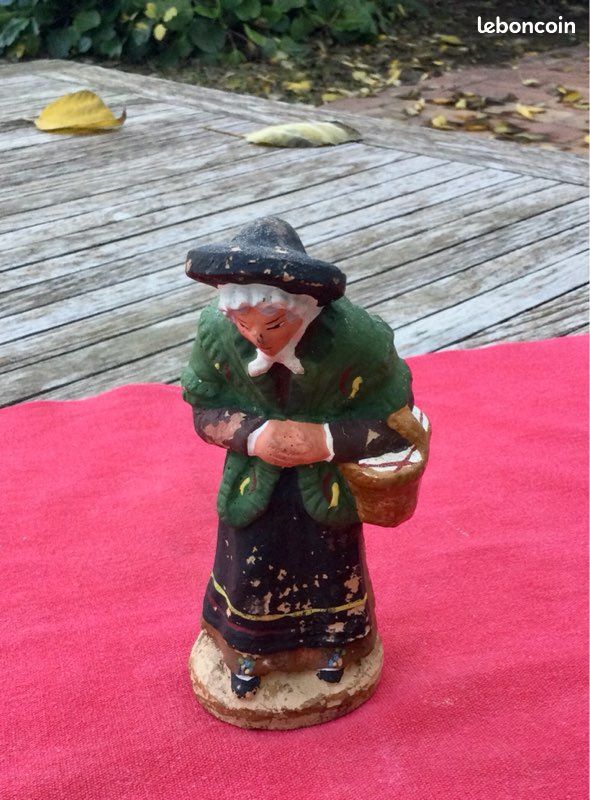 DEVINEAU Ancien santon Vieille femme au panier (image 1)