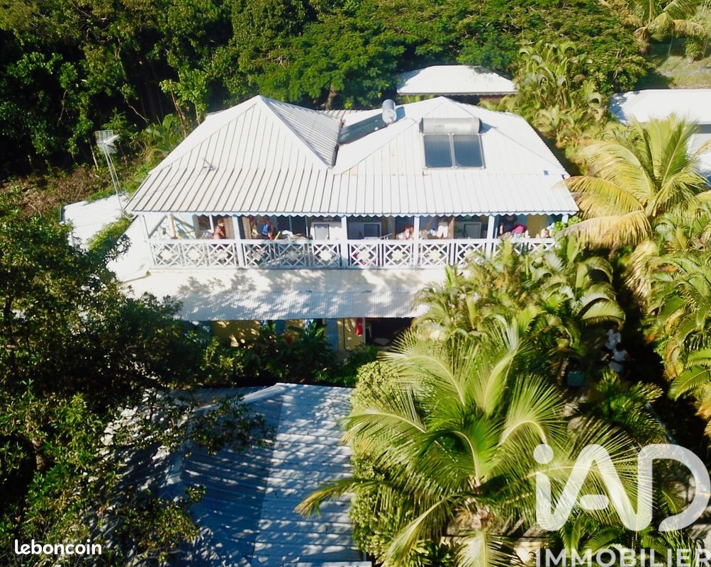 Maison 12 pièces 275 m² · à Le Gosier · 275 m² · 845 000 €
