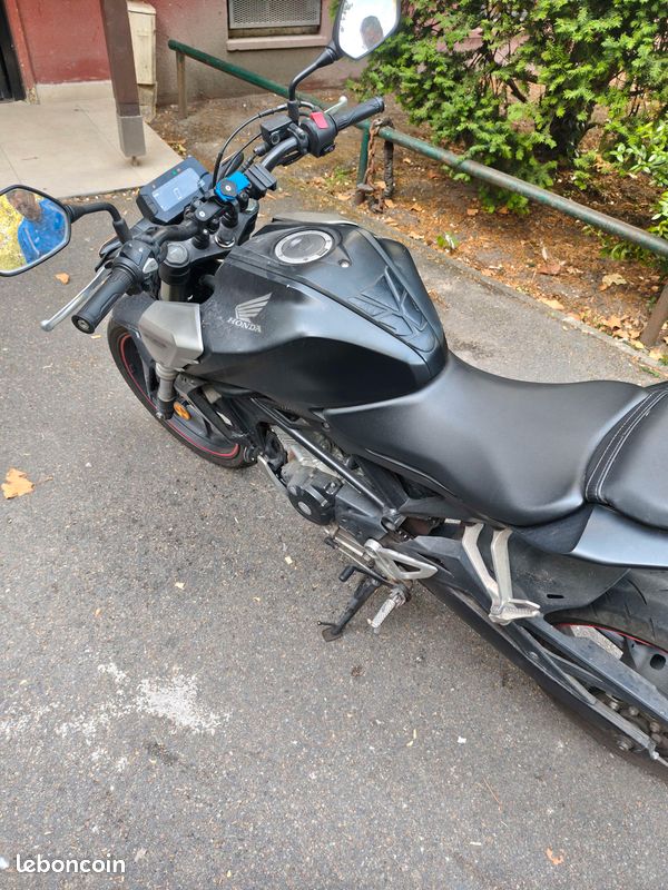Honda CB125R 2018 - 33885km (image 3)