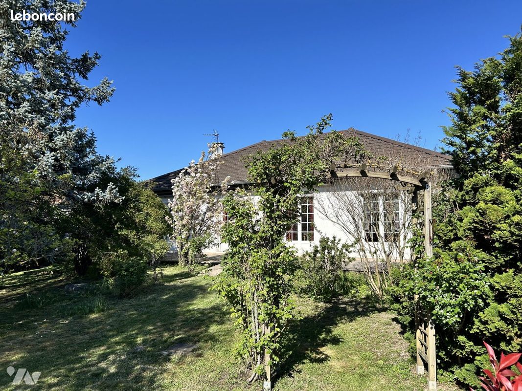 Maison 4 pièces 104 m² · à Échirolles · 104 m² · 315 000 €