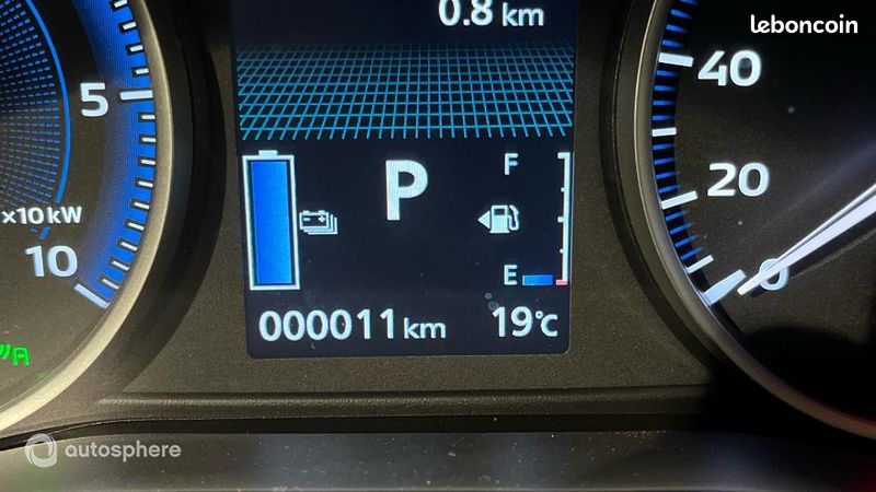 Mitsubishi Eclipse Cross 2.4 MIVEC PHEV 188ch Intense Edition 4WD (image 9)