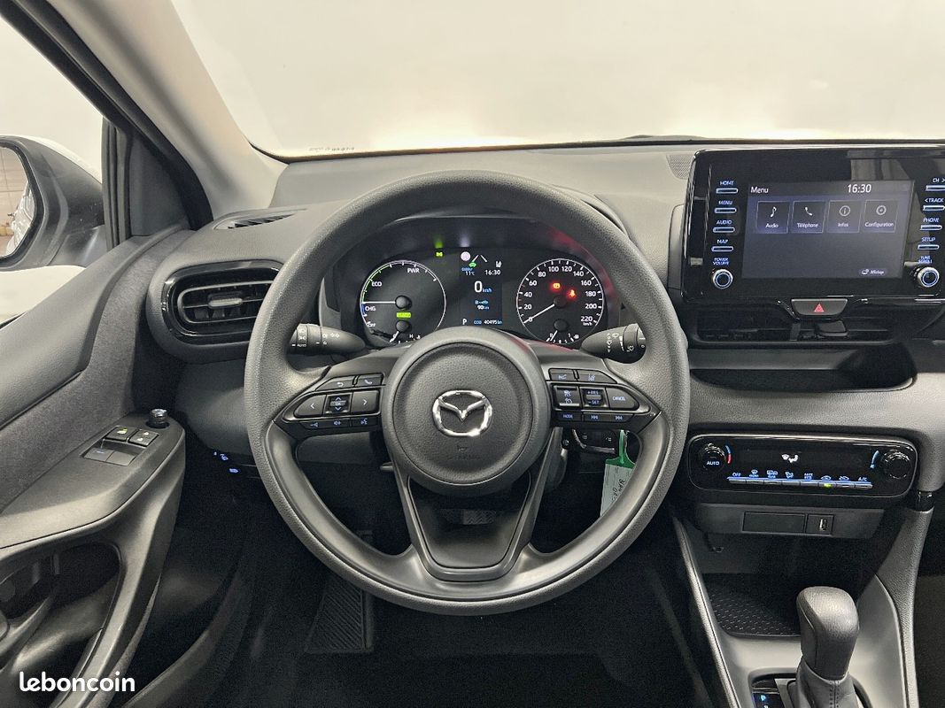 MAZDA Mazda2 Hybrid 1.5L CVT 116 ch Pure (image 11)