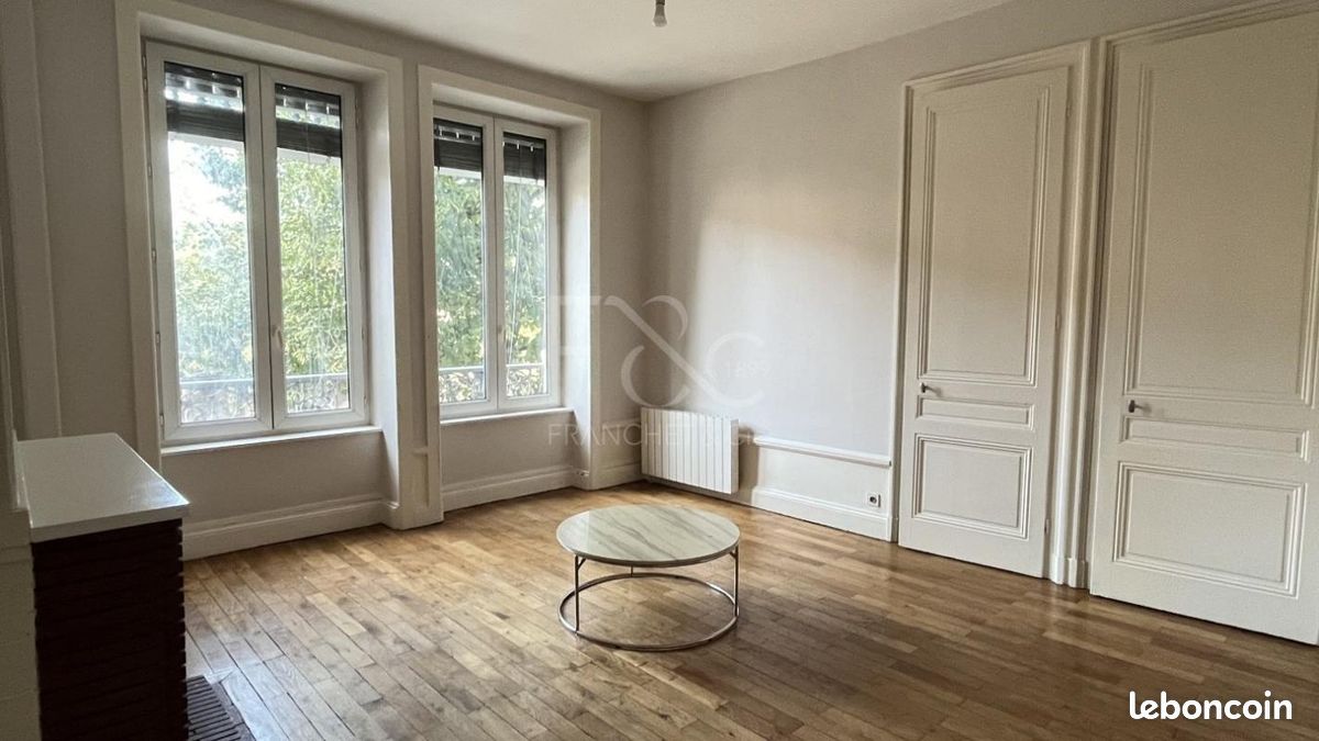 Appartement 4 pièces 118 m² · à Lyon · 118 m² · 1 439 €