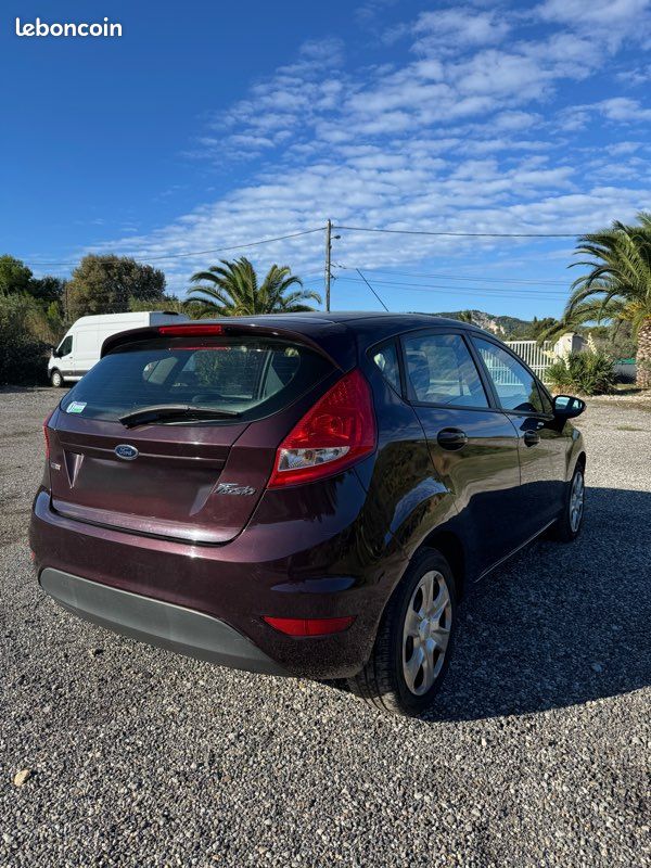 Ford Fiesta 1.4 TDCi Diesel – 2010 – 199 800 km – Climatisation (image 2)