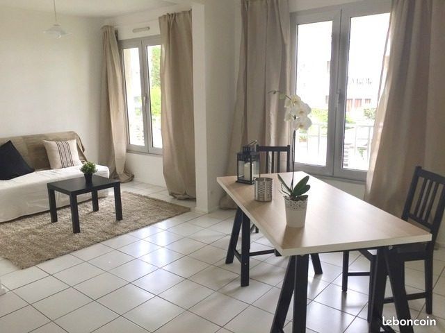 Appartement 1 pièce 32 m² · à Clermont-Ferrand · 32 m² · 555 €