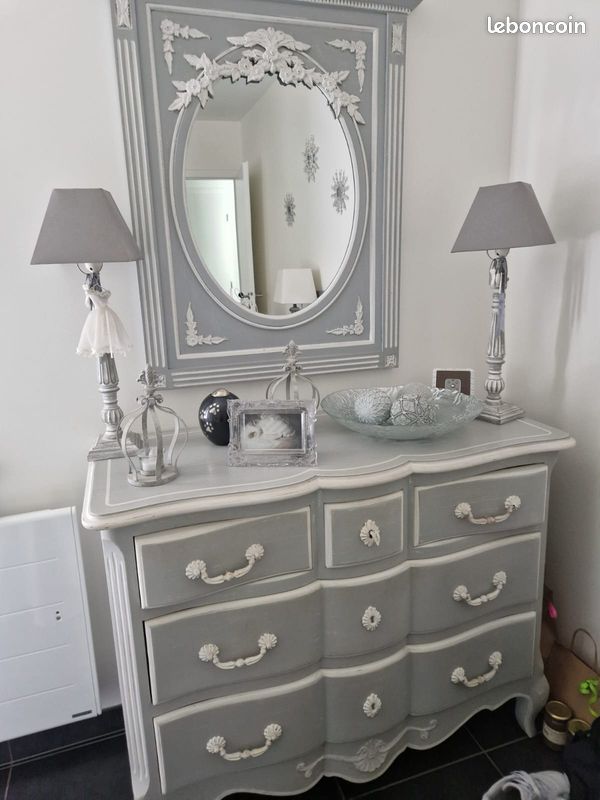 Commode, bureau (image 1)