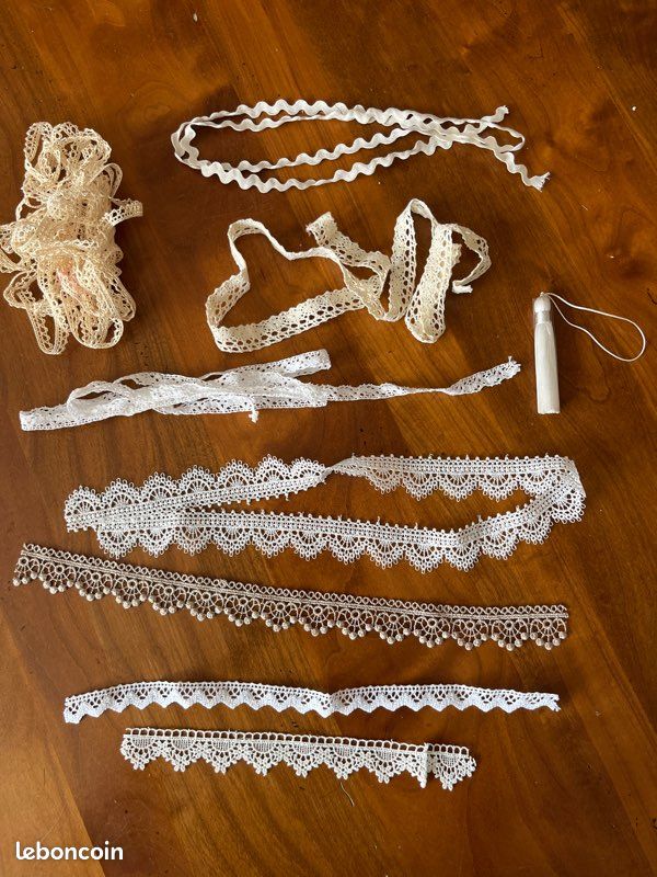 Lot de galon dentelle croquet (image 1)